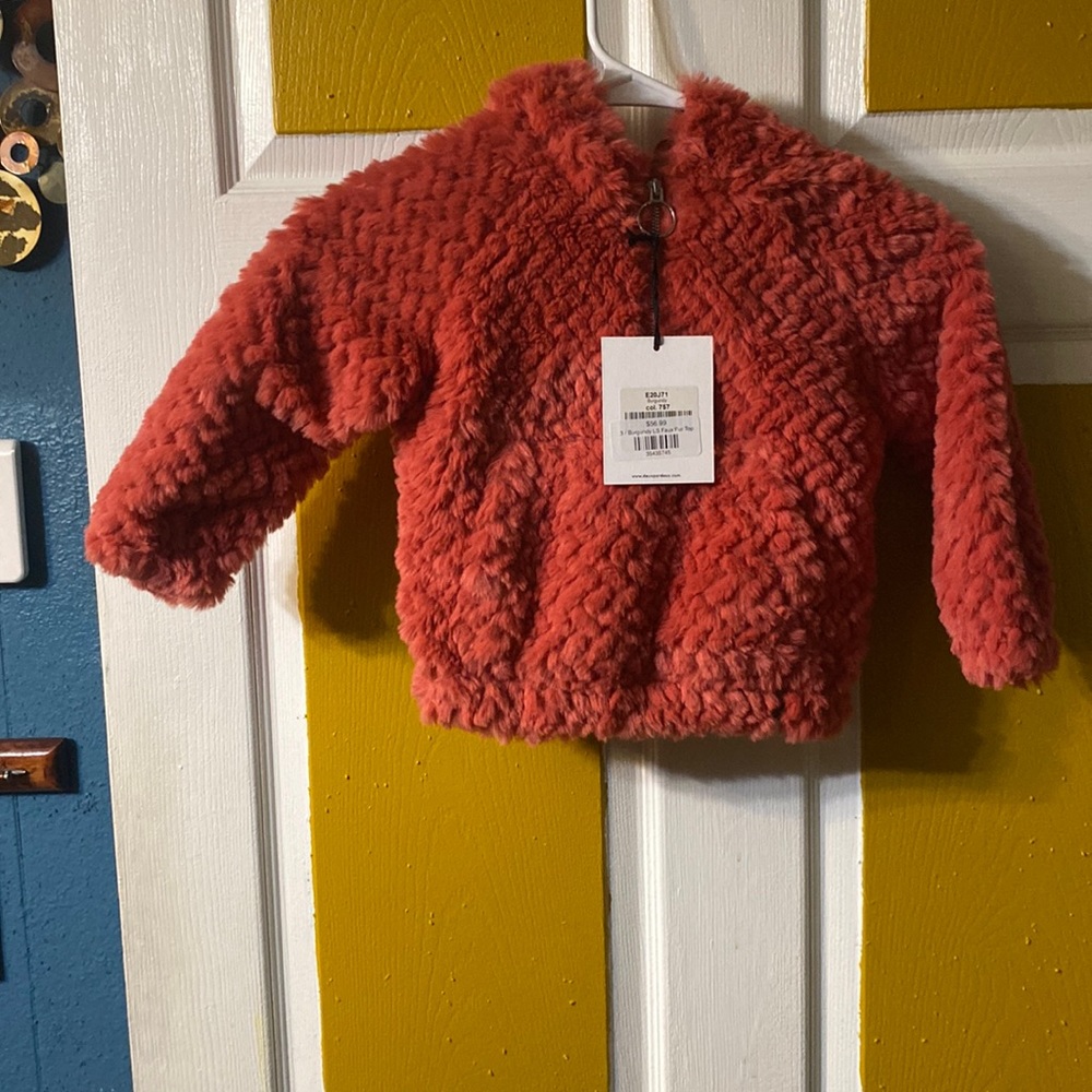 burgundy LS Faux Fur Top/pullover